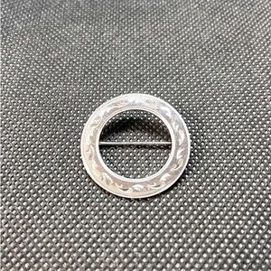 Vintage La Mode Brooch